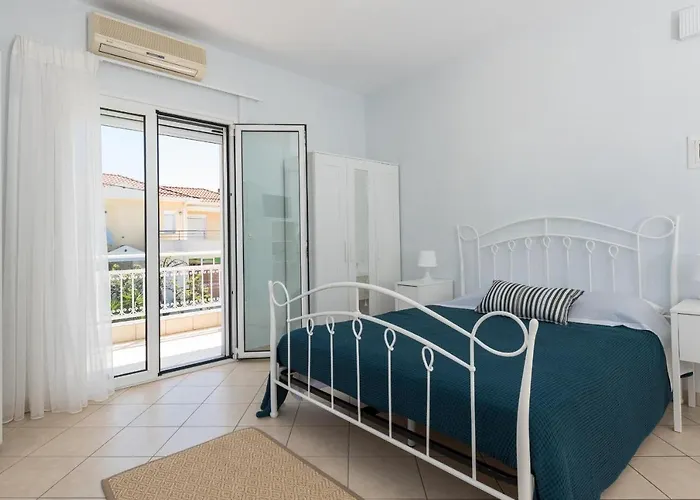 Urban Sea Side Апартаменты